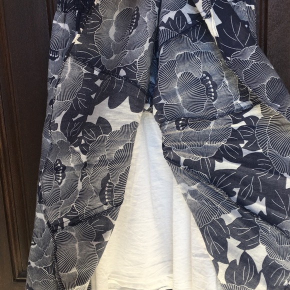 Banana Republic skirt - Picture 4 of 5